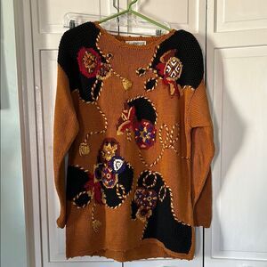 Vintage Women's Tunic Sweater with Embroidered Design - Size M